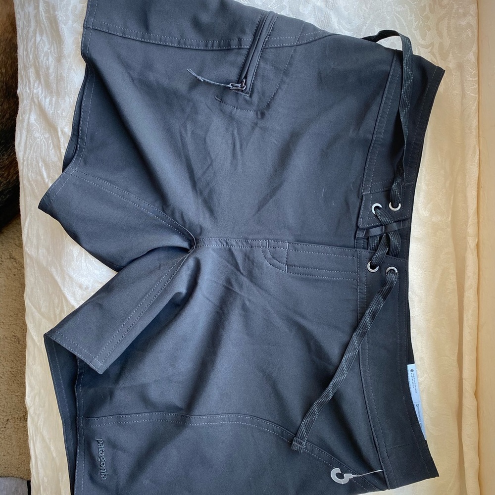 patagonia women’s meridian board shorts